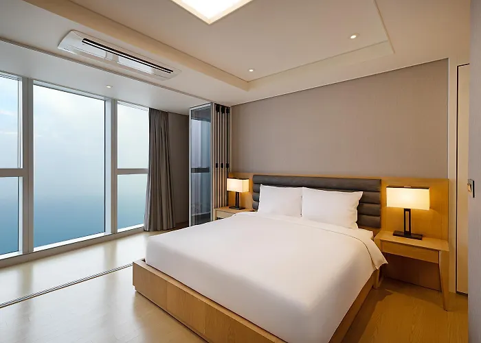 Lct The Vine Haeundae * 釜山広域市
